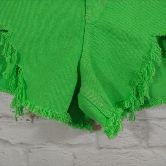 F Urban Outfitters BDG Bright Neon Green Shorts Distressed A-Line Denim NWT 27 - Picture 4 of 8
